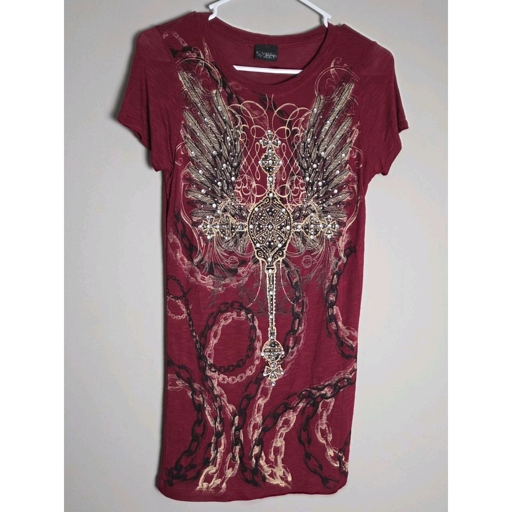 Daytrip Buckle T-Shirt M Red Y2K Graphic Winged Cross Chains Rhinestones USA